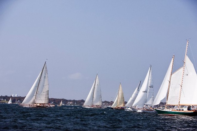 Classic Yacht Regatta brings life back into old yachts ©  SW